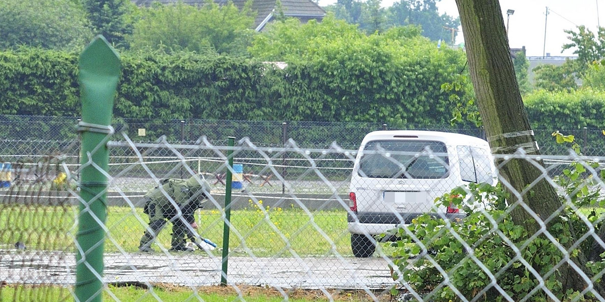 Bomba pod samochodem nauczycielki