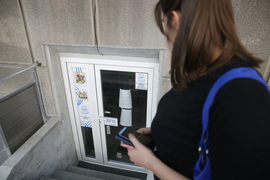 Ulaz u turističku agenciju B2R