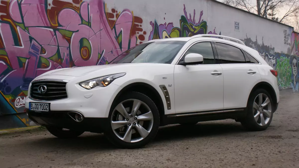 Infiniti QX70 S