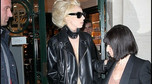 Lady Gaga i asystentka Jennifer O'Neil (fot. Agencja BE&amp;W)