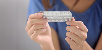 Antykoncepcja na wakacje: pigułka czy prezerwatywa? Co będzie lepsze dla ciebie?