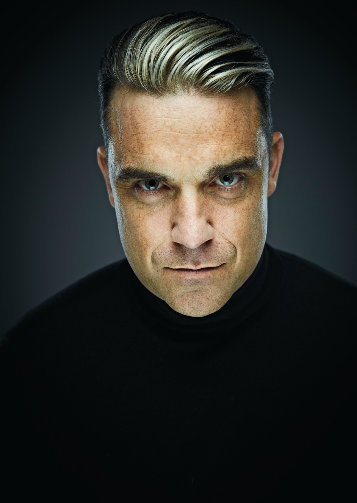 Robbie Williams gryzłby na Twitterze