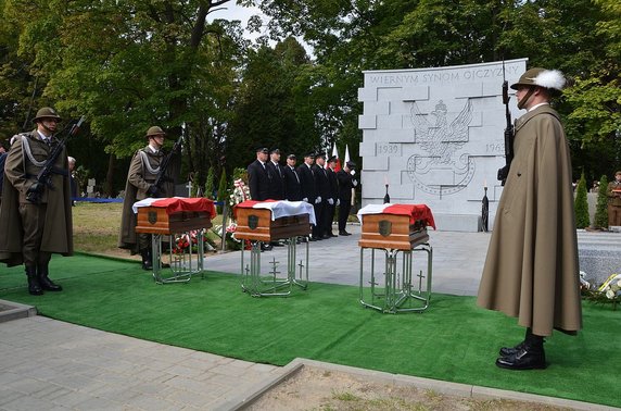 Uroczystości pogrzebowe. Pochowano szczątki Żołnierzy Wyklętych