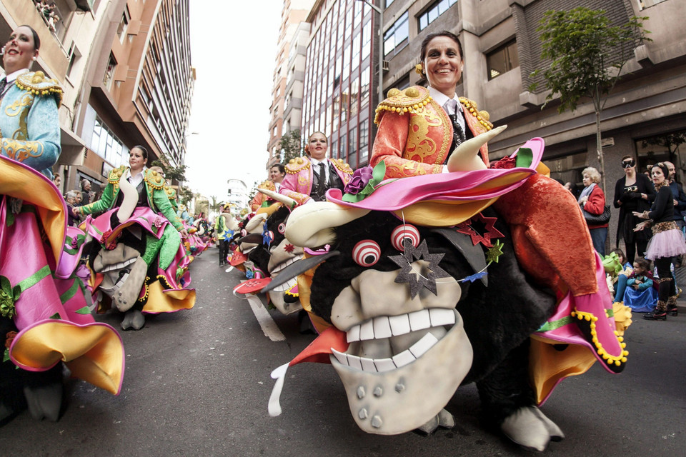 Parada karnawałowa w  Las Palmas de Gran Canaria