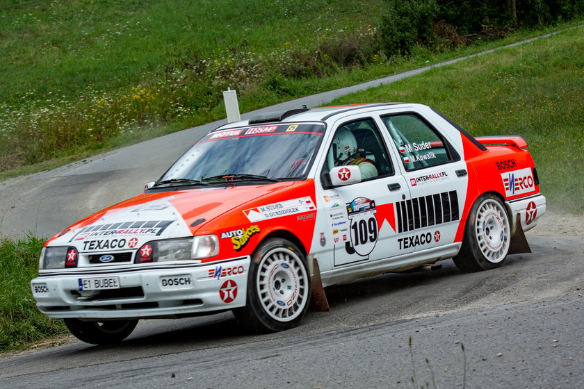 Historyczny Ford Sierra Cosworth