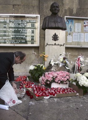 FRANCE-POPE-PARIS