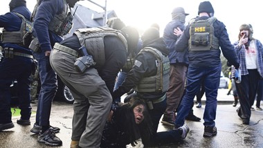 najechani przez własny rząd. jak administracja donalda trumpa poluje n