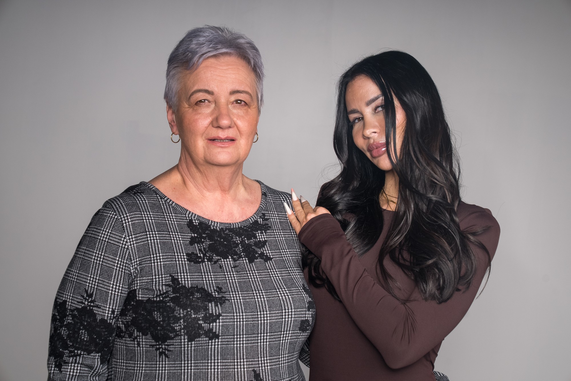 Šou Mama, ožeň ma: Jarmila a mama Jarmila.