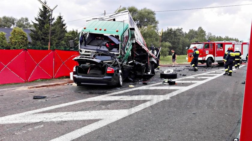 Wyruszył kamperem dookoła świata. Miał wypadek pod Płońskiem