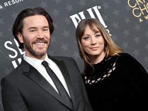 Kaley Cuoco boldogabb, mint valaha - Csak úgy ragyogott párja mellett a vörös szőnyegen