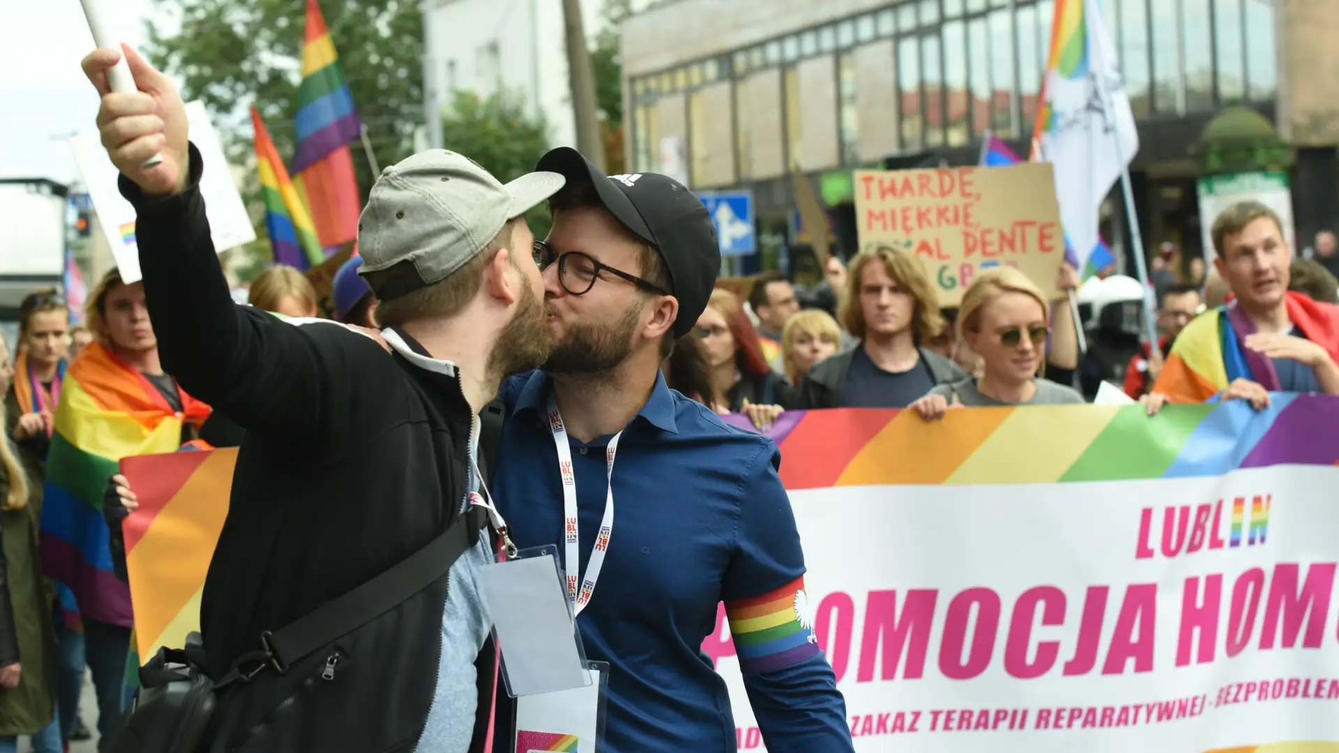 Pieniądze z konta radnego PiS trafiły na konto Marszu Równości w Lublinie