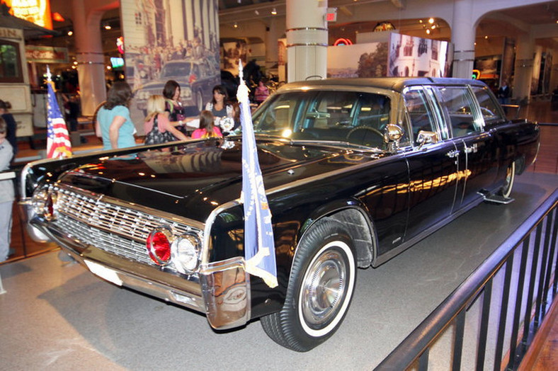 Lincoln Continental SS-100-X (1961)