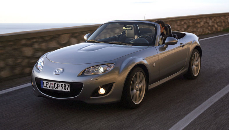 Mazda MX-5 Roadster Coupé: przyjemność przez 365 dni w roku