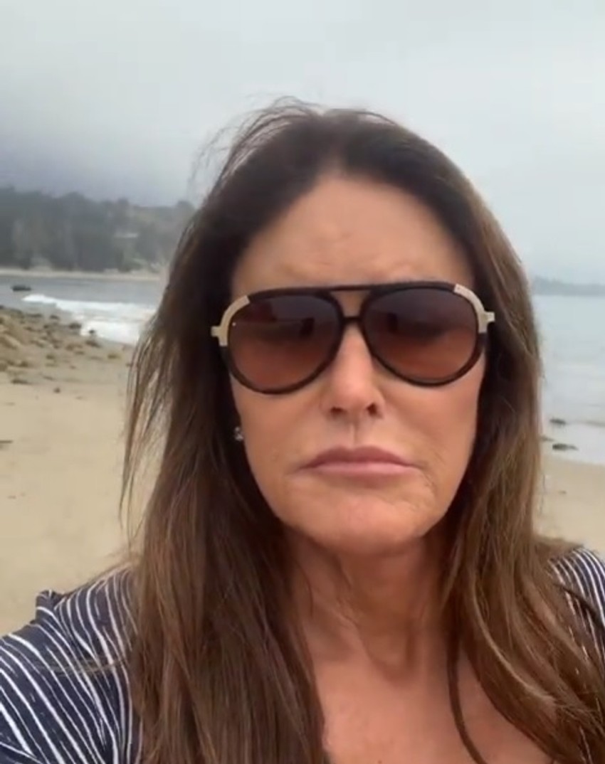 Kejtlin Džener, selfi na plaži