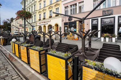 Już cztery miesiące zamrożenia gastronomii. Lockdownu może nie przetrwać co piąty lokal