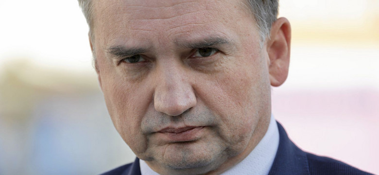 Były minister Ziobro szczodry dla jednej kancelarii. Wydał prawie 1,5 miliona złotych