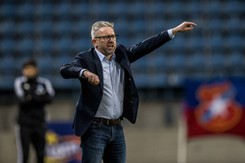 Jerzy Brzęczek przed derbami ma spore problemy ze składem