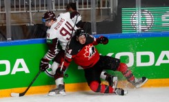 Sensacja na MŚ w hokeju! Kanada przegrała z Łotwą