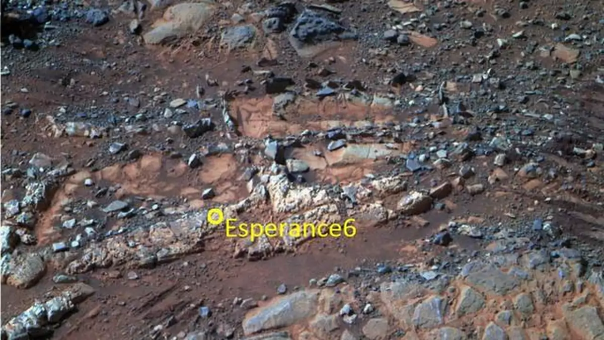 Skały wskazujące na obecność wody na Marsie