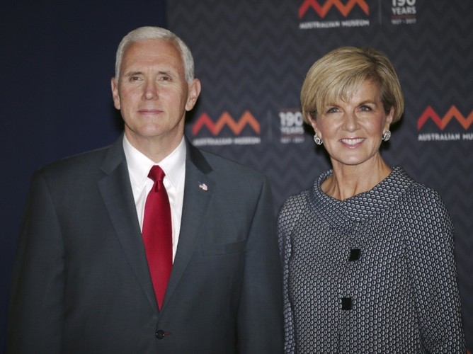 Julie Bishop i Mike Pence
