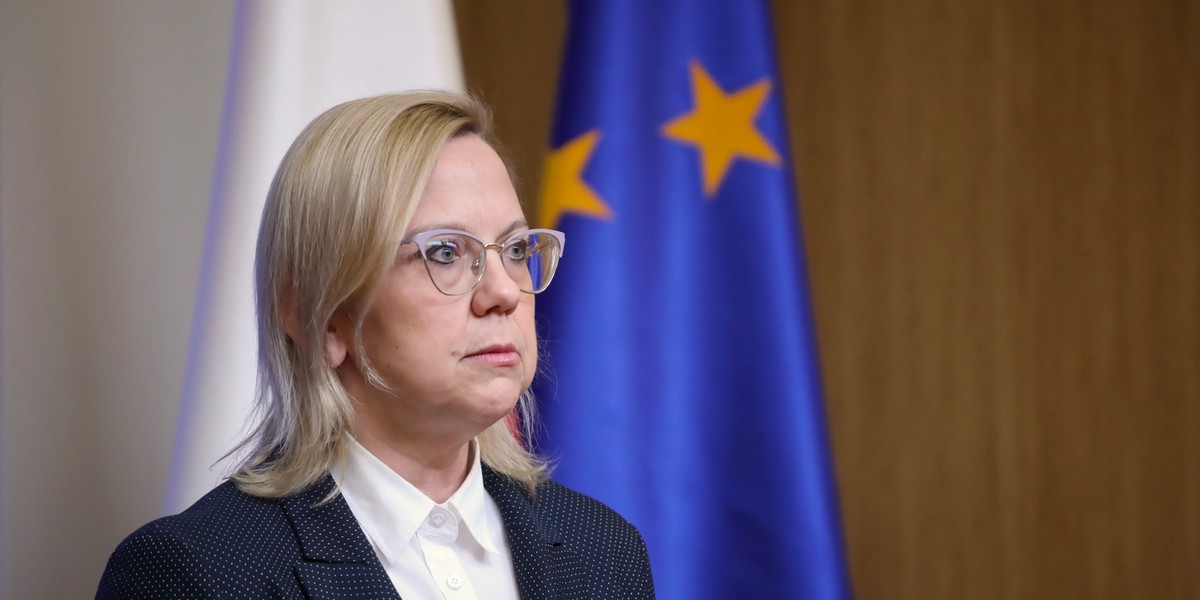 Nie jest łatwo zbudować koalicję członków UE, która zajęłaby się zmianami na rynku uprawnień do emisji CO2 - stwierdziła minister Anna Moskwa.