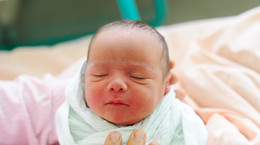 Co zrobić, kiedy ropieje oczko u noworodka? Wskazana konsultacja z pediatrą