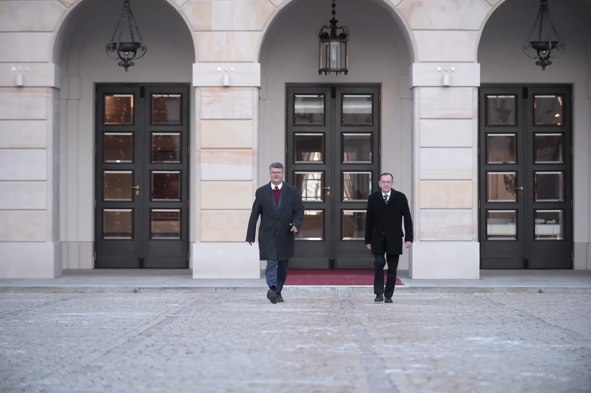  Ekspert: Pałac Prezydencki nie jest eksterytorialnym miejscem. Policja ma prawo tam wejść