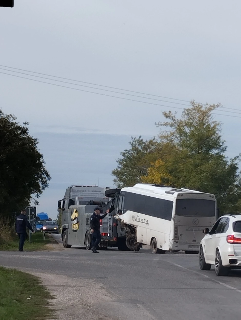 Saobraćajna nesreća na putu Novi Sad - Inđija