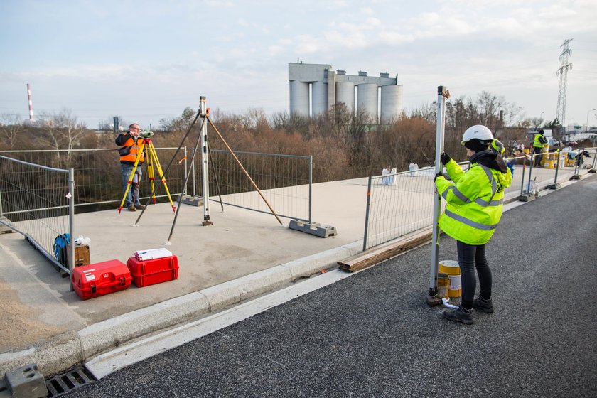 Próby wytrzymałościowe mostu Lecha