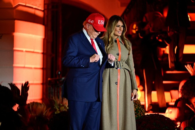 Melanija i Donald Tramp na tradicionalnoj zabavi povodom Noći veštica, u Beloj kući