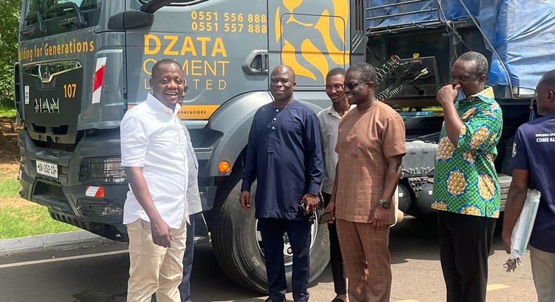 Ibrahim Mahama donates cement