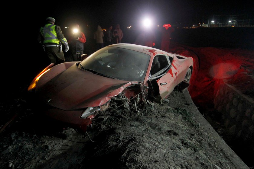 Arturo Vidal miał wypadek! Rozbił Ferrari!