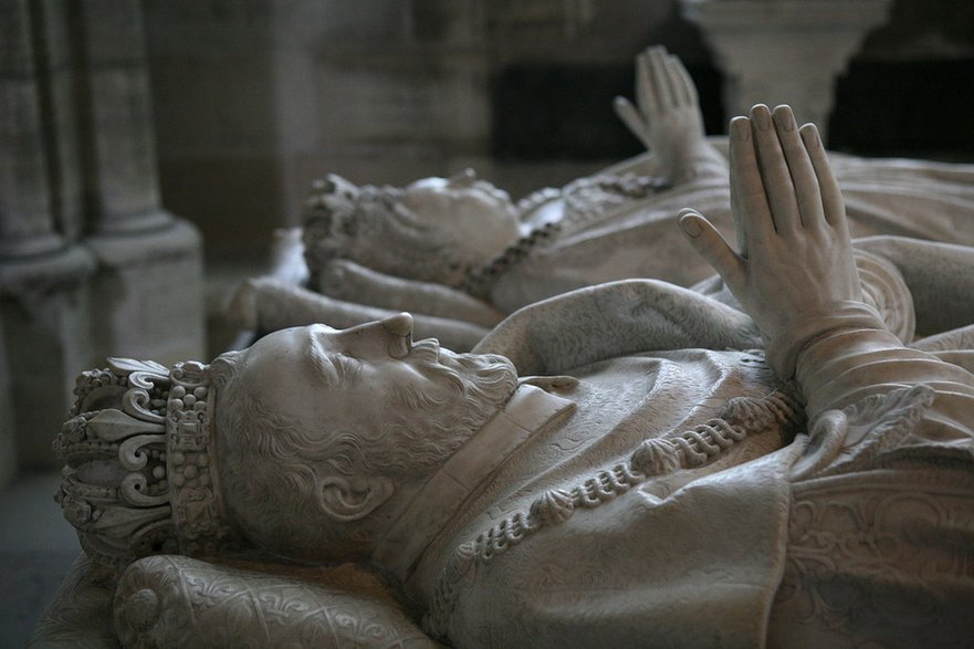 Sarkofag Henryka II Walezjusza i Katarzyny Medycejskiej w bazylice Saint-Denis, fot. Germain Pilon