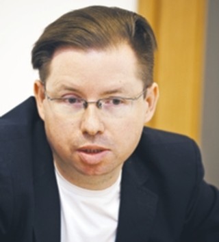 Nielogiczne usądowienie trybunału