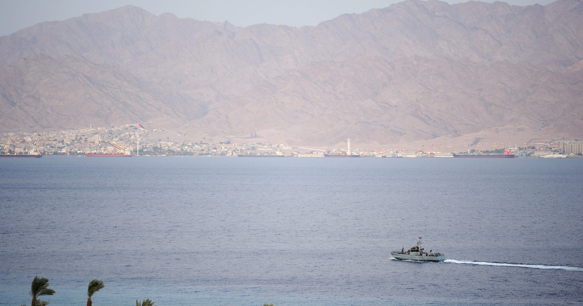 US Navy fights off barrage of 14 drones in Red Sea fired from Yemen as ...