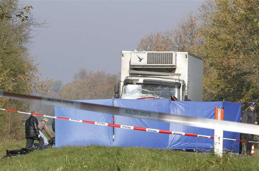 Masakra na drodze. Wypadek busa na E707