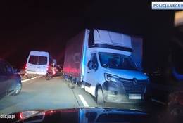 Kierowcy jechali pod prąd na autostradzie A4. Zablokowali korytarz życia