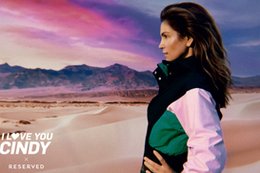 Cindy Crawford twarzą marki Reserved