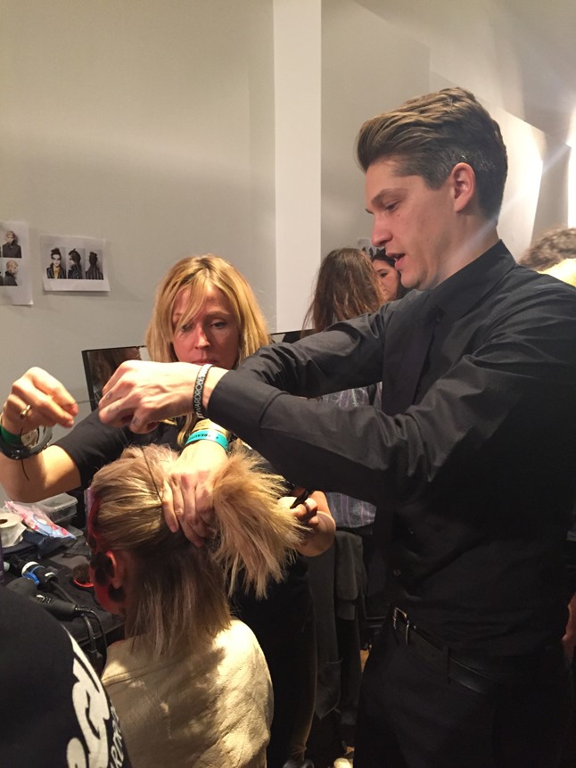 Modern punkos dívák Vivienne Westwood bemutatóján