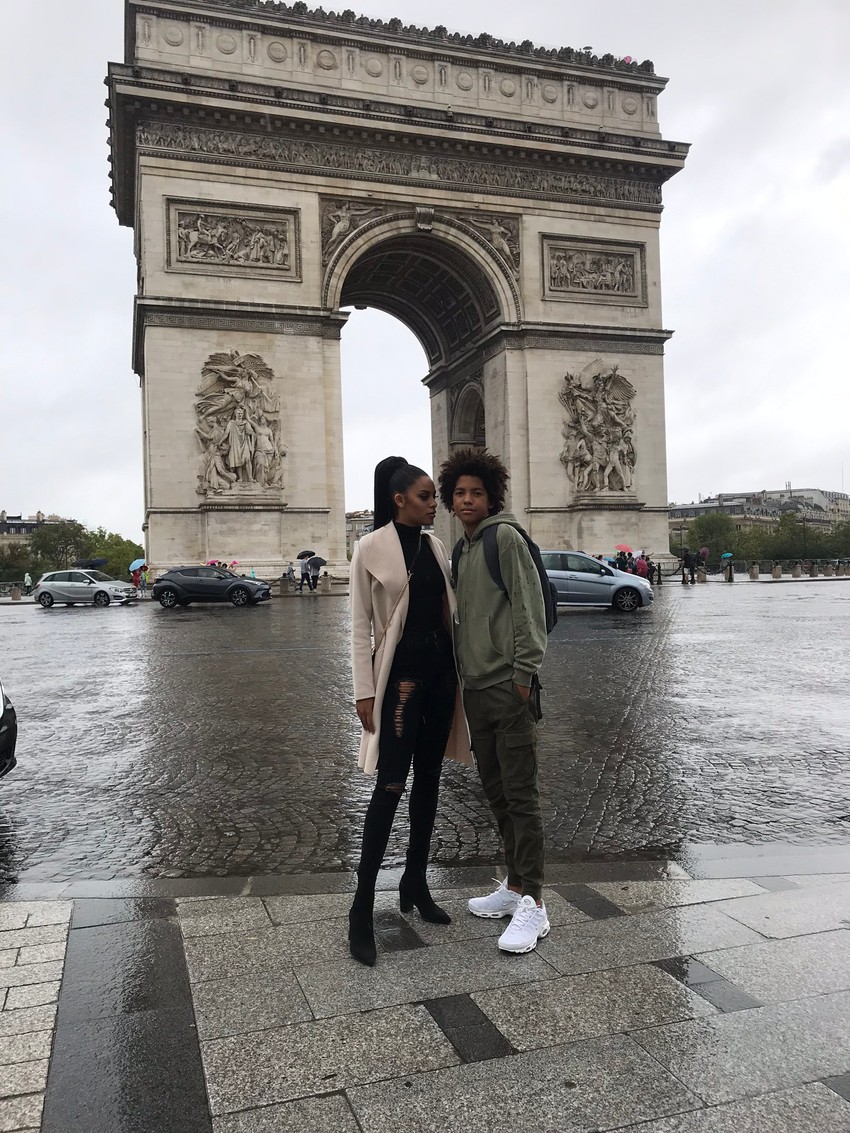 Violeta i Mirko u Parizu