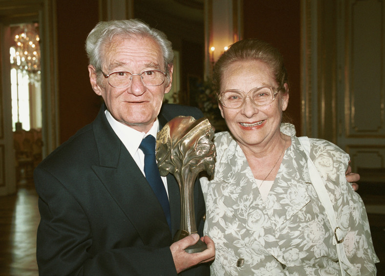Z żoną Anielą Świderską, 2001 r.