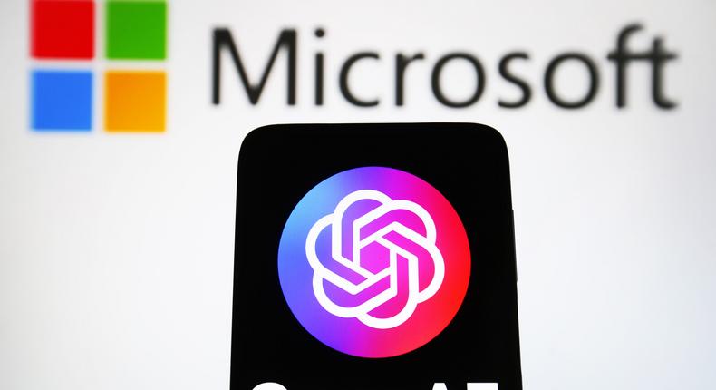Microsoft said on Thursday that it plans to use OpenAI technology to help users write their emails.Pavlo Gonchar/SOPA Images/LightRocket via Getty Images