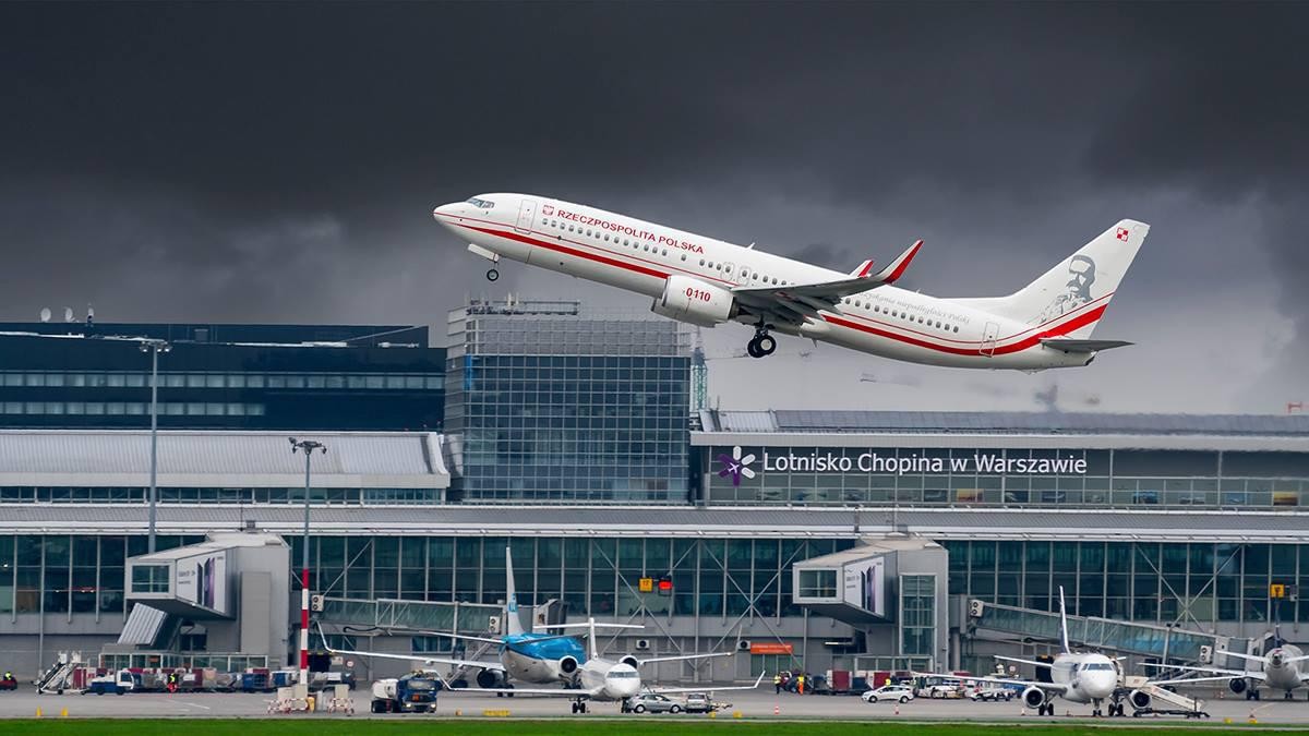 Rządowy boeing 737 z 1. Bazy Lotnictwa Transportowego