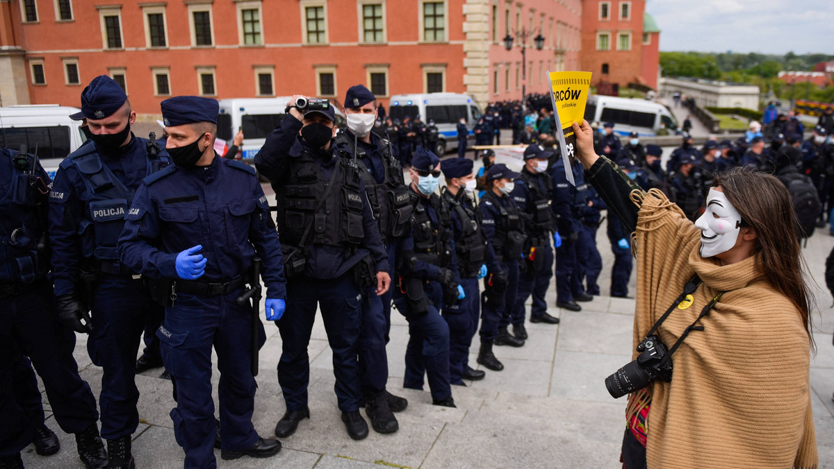 Protest przedsiębiorców.  Stołeczna policja: każde zgromadzenie będzie nielegalne