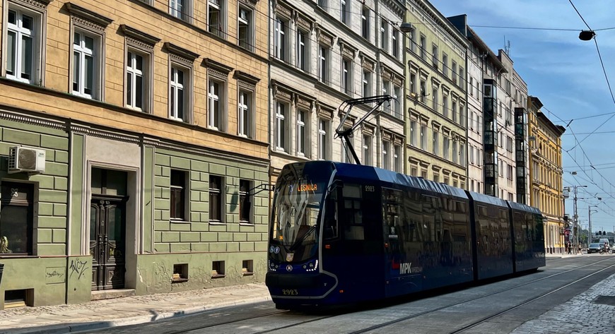 Tramwaje jeźdżą juz po wyremontowanym torowisku na ul Szczytnickiej