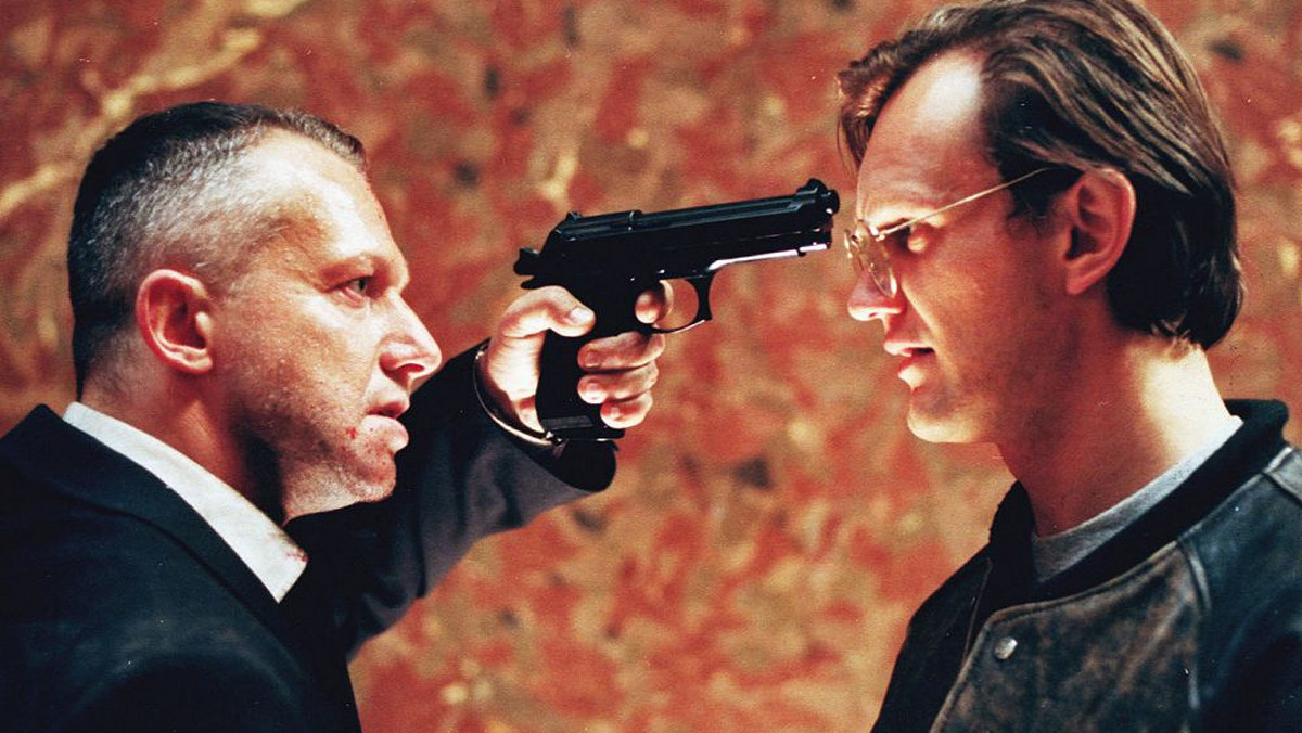 Not only "myself".  See if you can recognize a gangster movie by its setting [QUIZ]