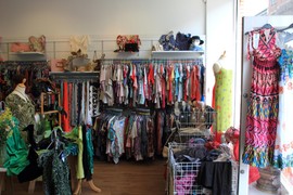U second hand radnji našla najbolju haljinu koju samo bogataši mogu da priušte