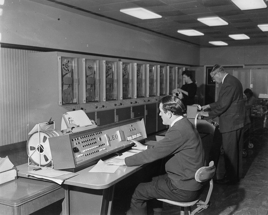 Leo III, elektryczny brytyjski superkomputer (lata 60. XX wieku)