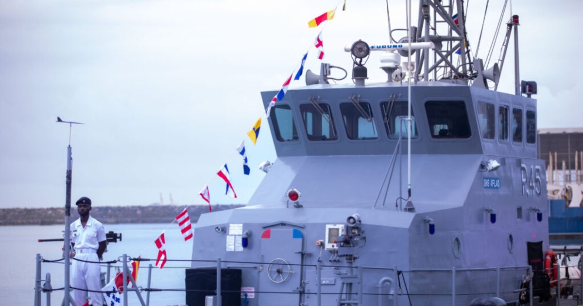 Akufo Addo joins US ambassador to commission two ships to Ghana Navy - Vimarsana News