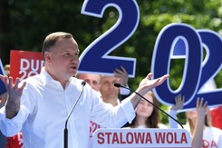 Bon turystyczny już w te wakacje? Duda: 500 zł na każde dziecko
